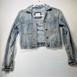 Abercrombie‎ & Fitch Light Blue cropped Jean Jacket
